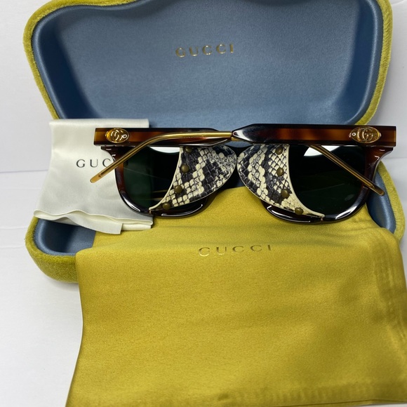 New Auth - GG0671S Sunglasses by Gucci™. Shape: Rectangle, Material: Acetate, - Picture 5 of 12